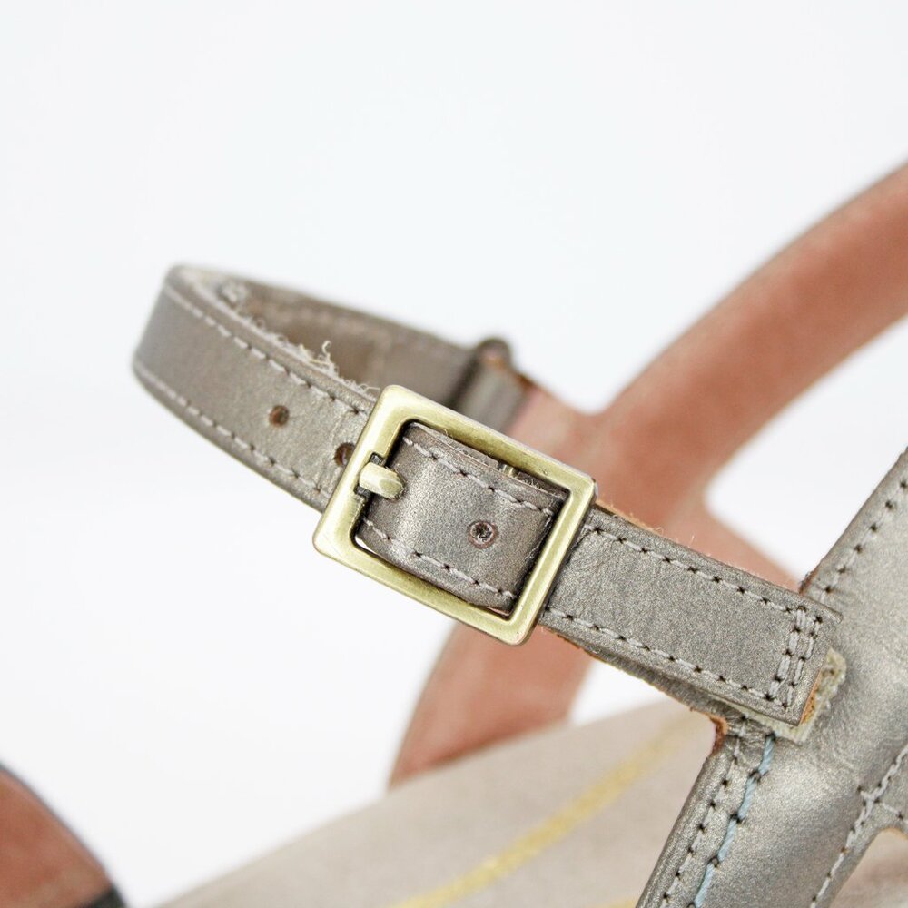 Naot Women's Pewter Bounty Leather Sandal: Size EU 39 / US 8-8.5 - Picture 8 of 9